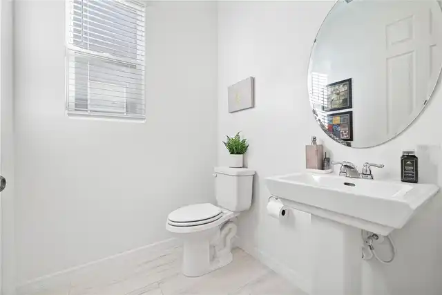Listing Photo 11