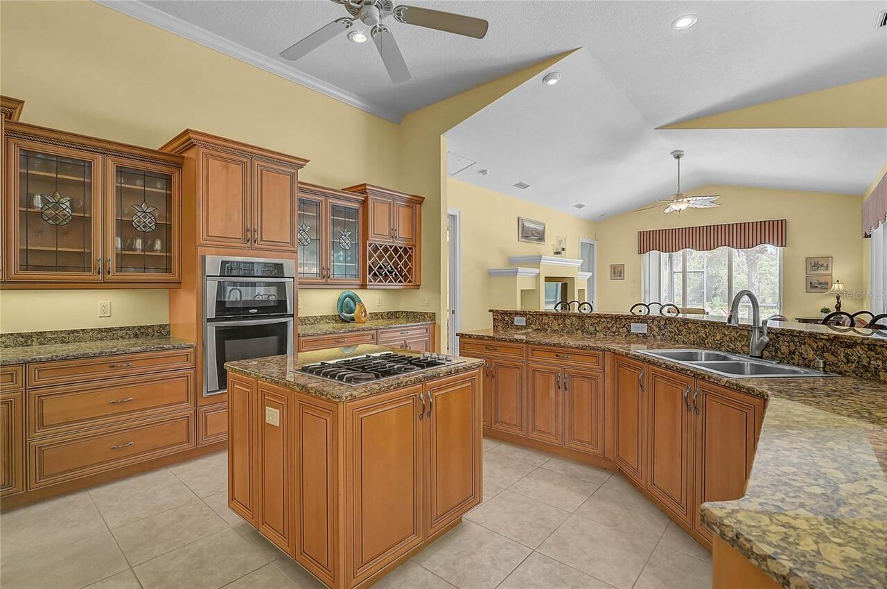 Listing Photo 10