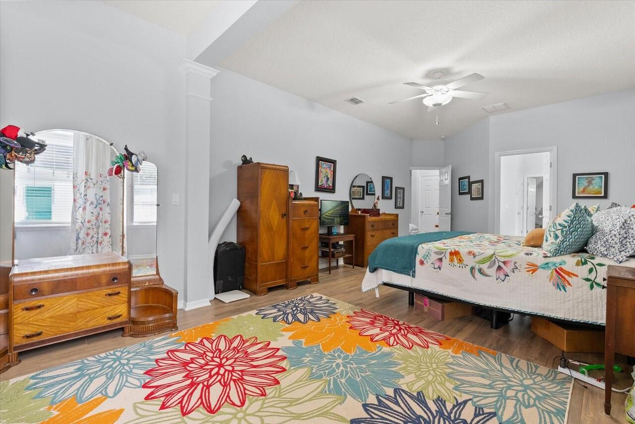Listing Photo 23