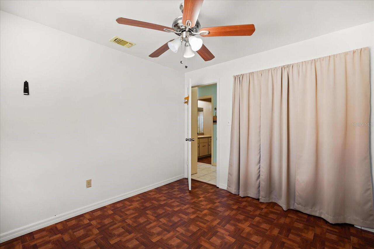Listing Photo 22