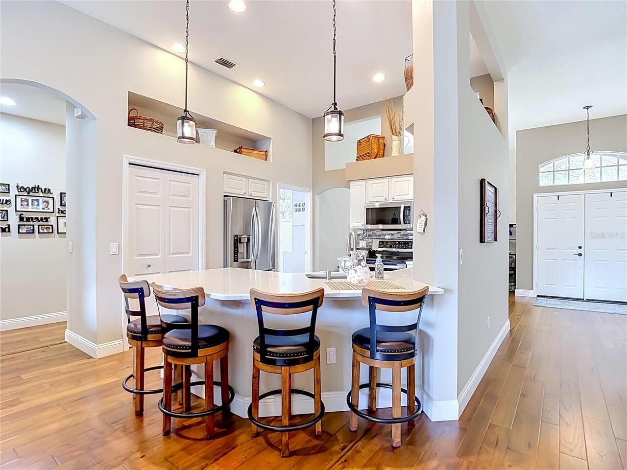 Listing Photo 11