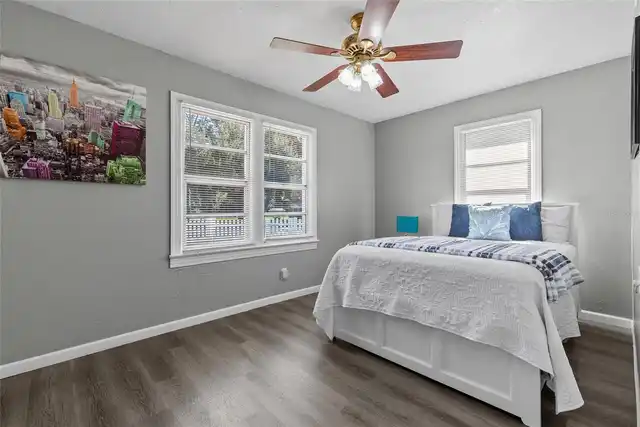 Listing Photo 16