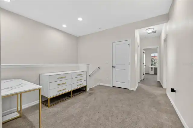 Listing Photo 19