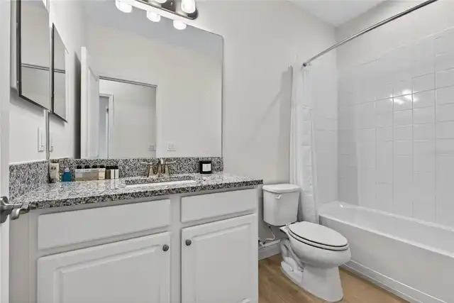 Listing Photo 25
