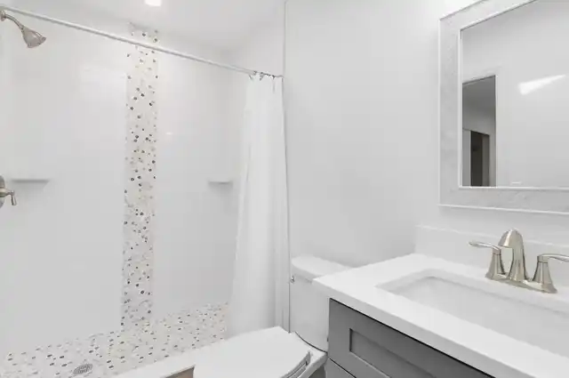 Listing Photo 22