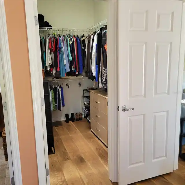 Listing Photo 9