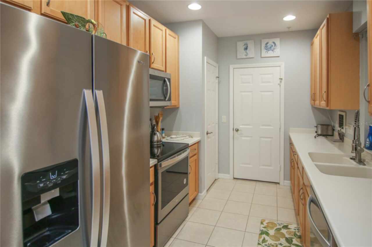 Listing Photo 9