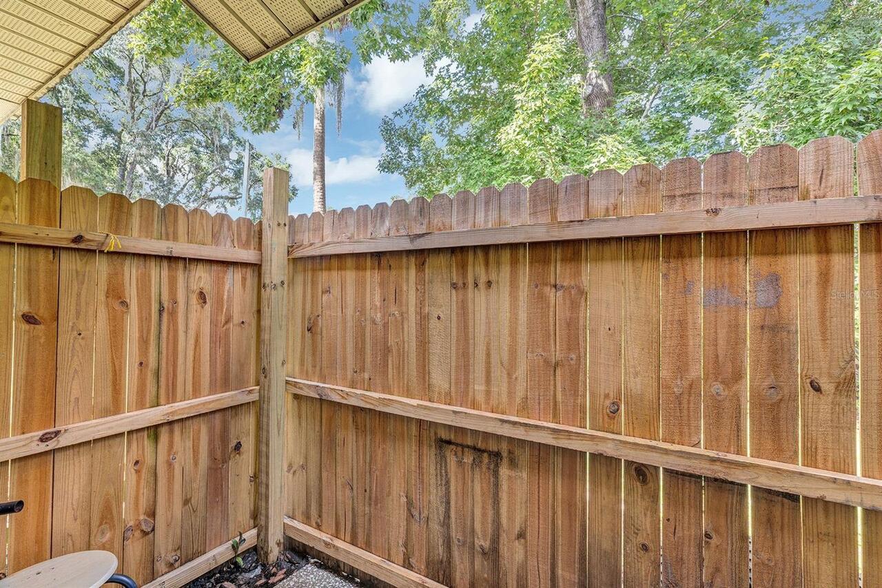 Listing Photo 11