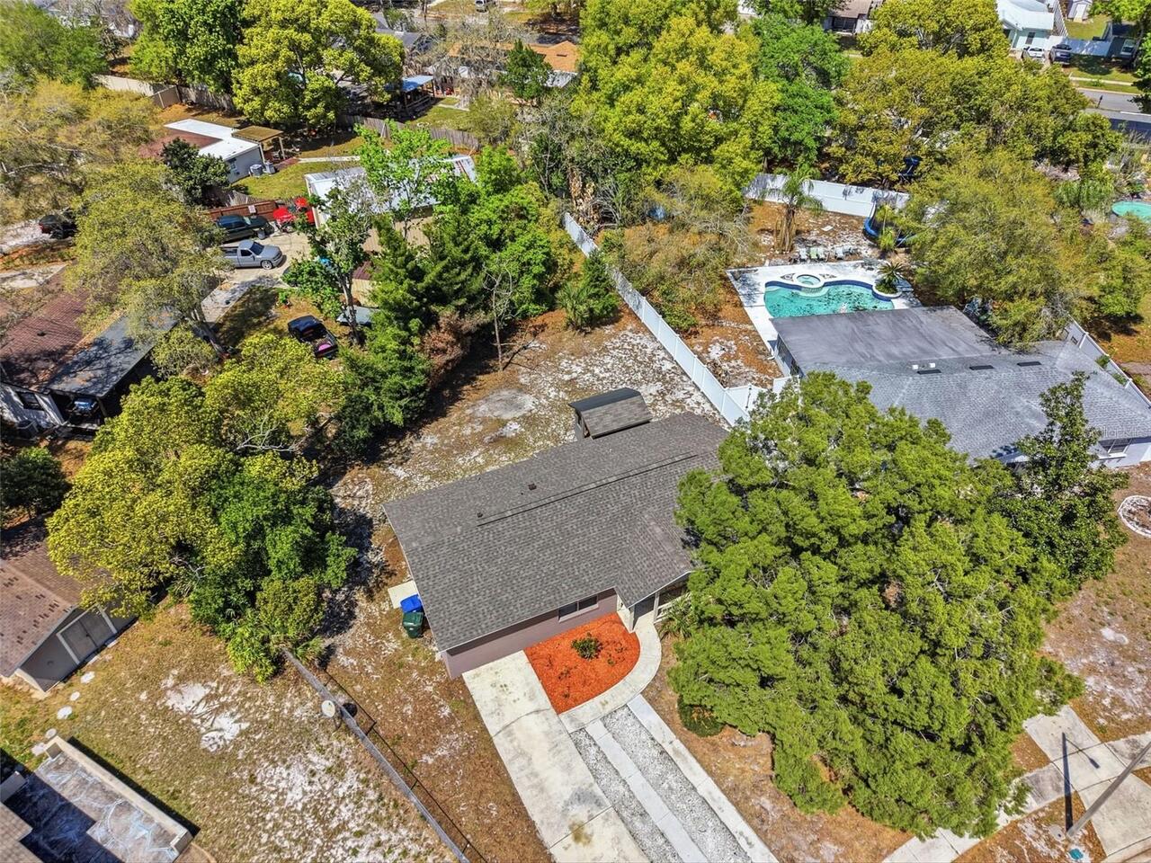 Listing Photo 11