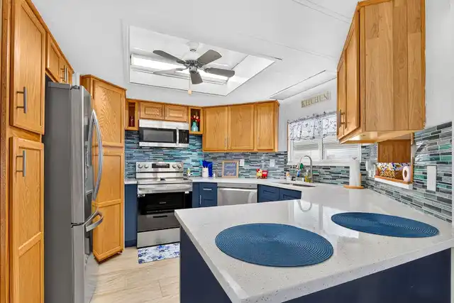Listing Photo 6