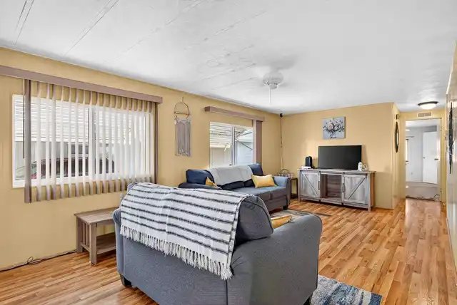 Listing Photo 13