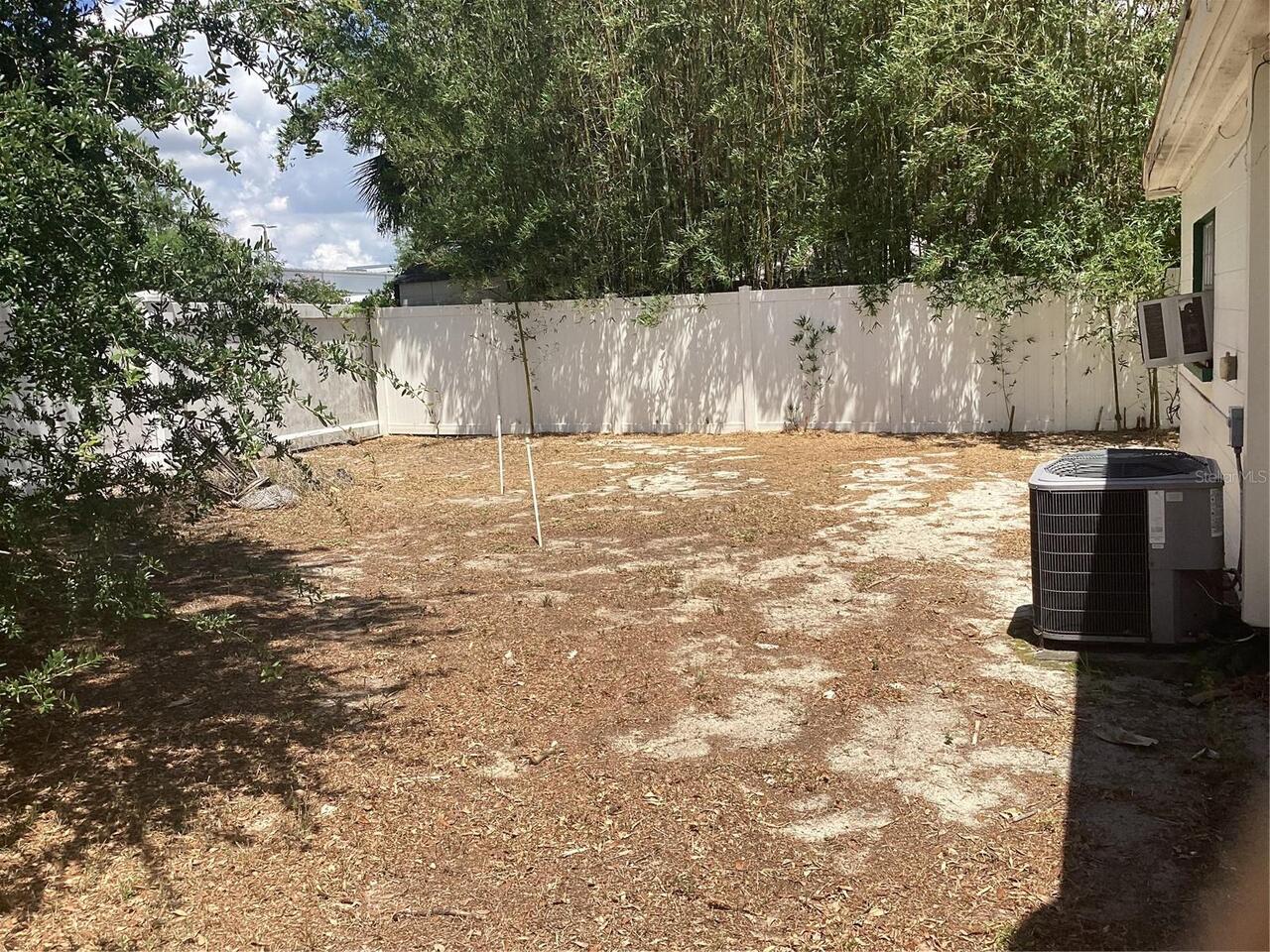 Listing Photo 9