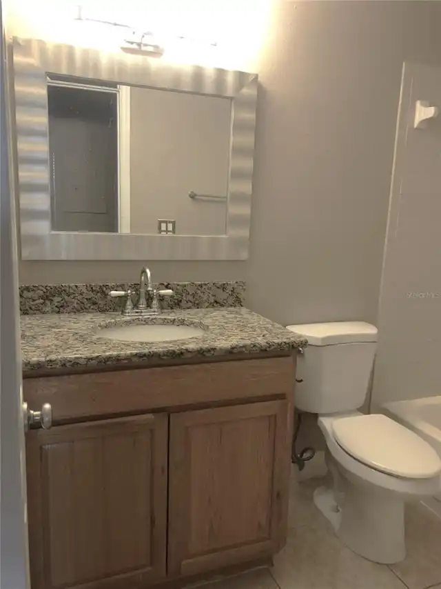 Listing Photo 10