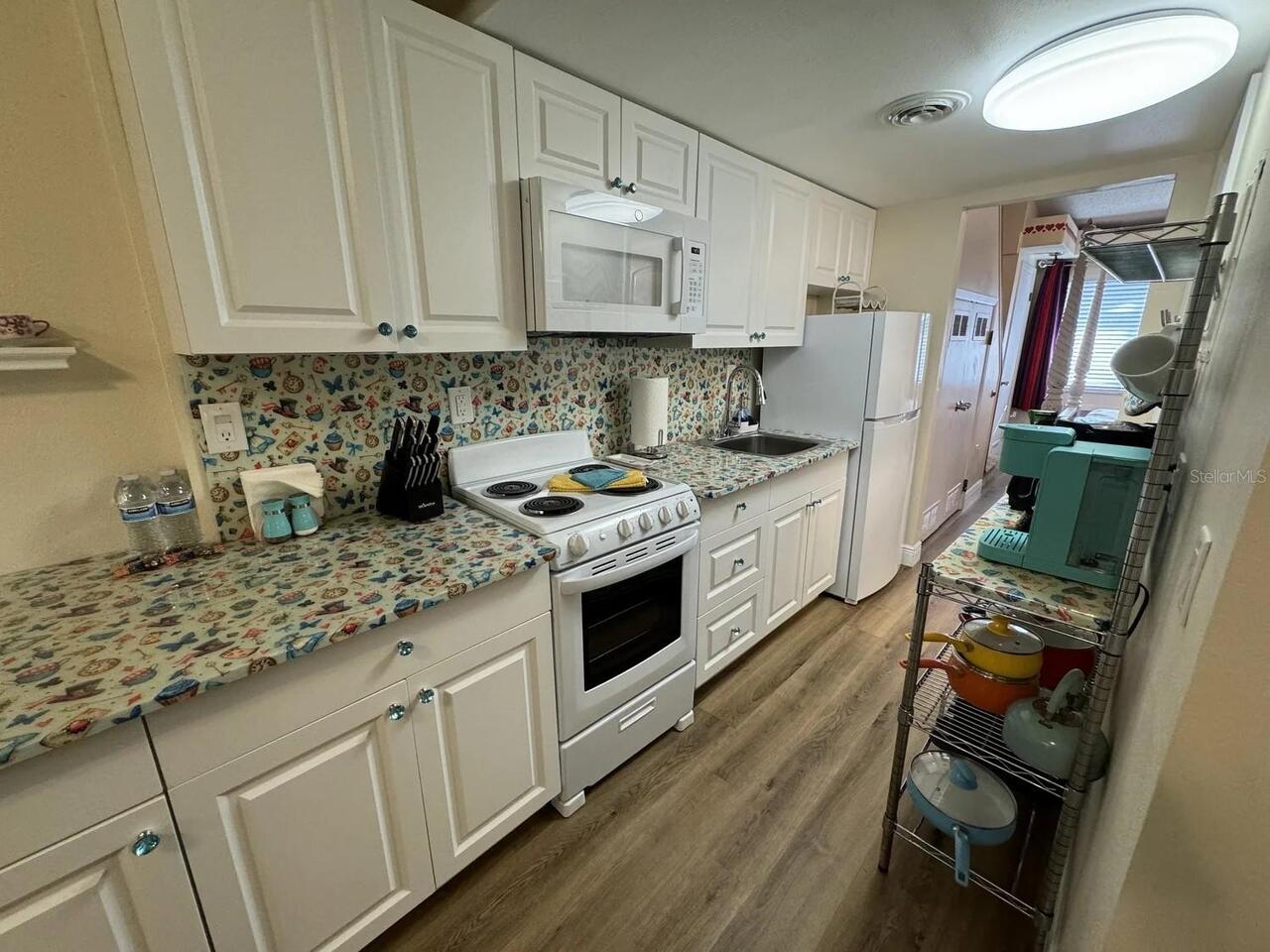 Listing Photo 6