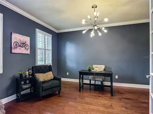 Listing Photo 9