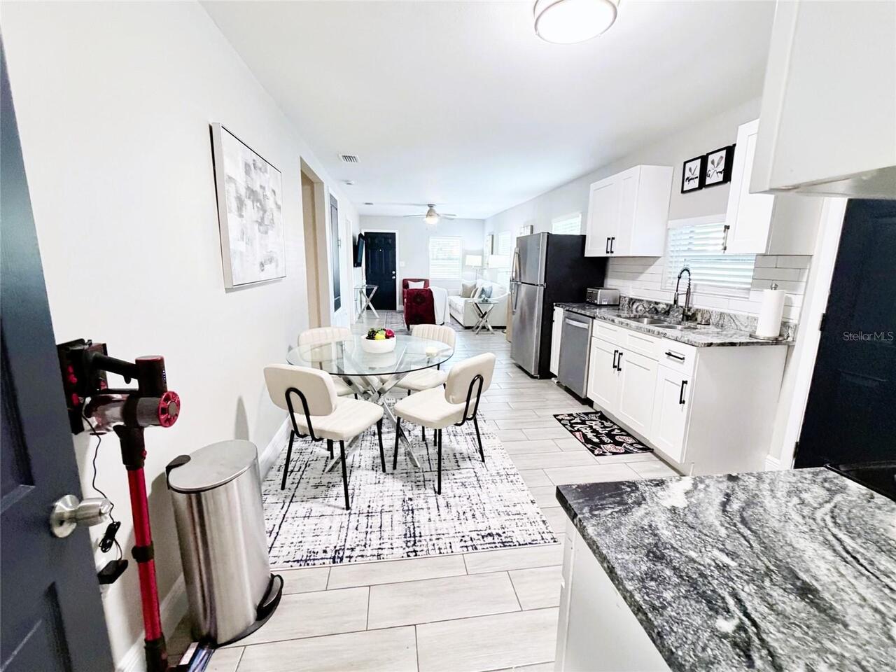 Listing Photo 7