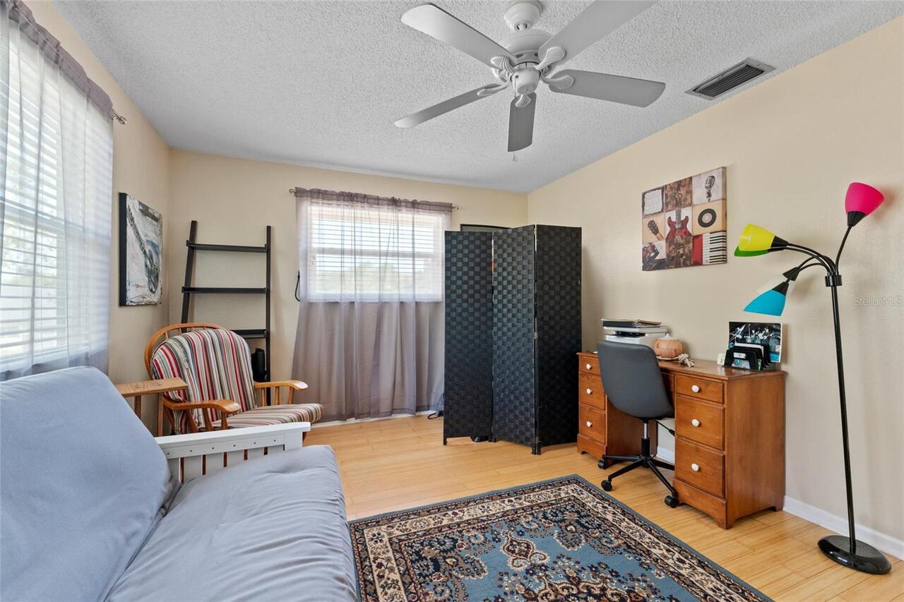 Listing Photo 32