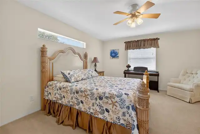 Listing Photo 10