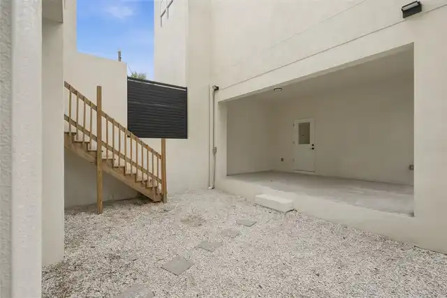 Listing Photo 32