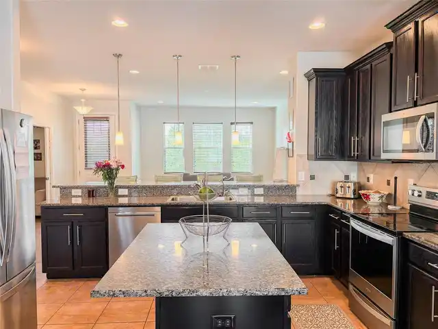 Listing Photo 19