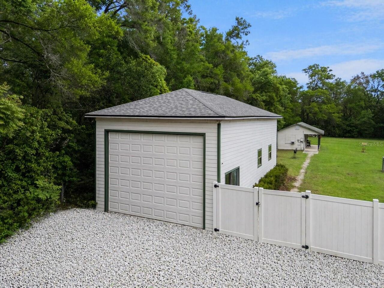 Listing Photo 18