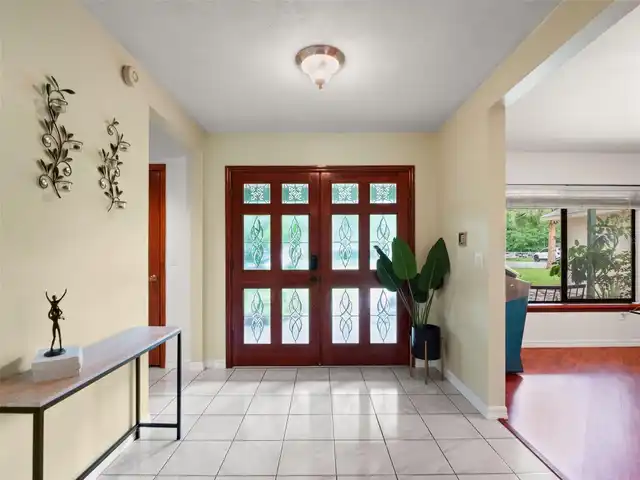 Listing Photo 22