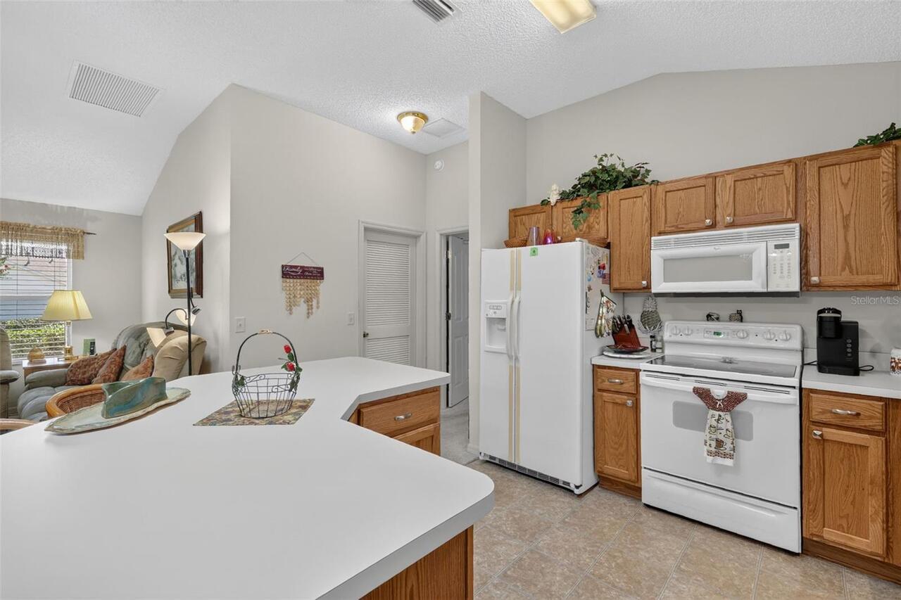 Listing Photo 9