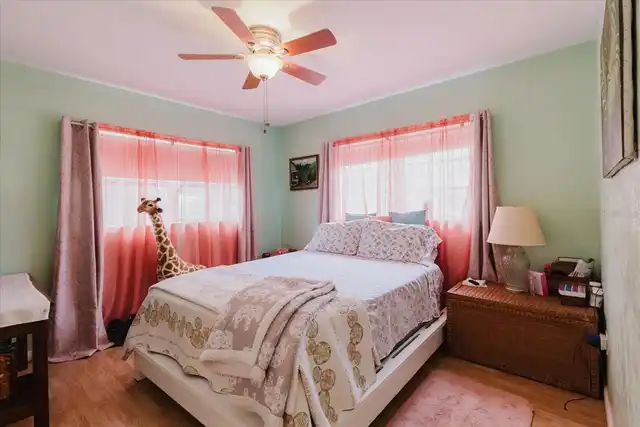 Listing Photo 17