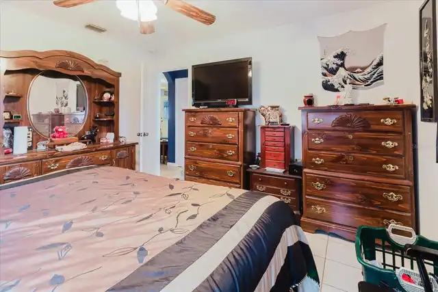 Listing Photo 20