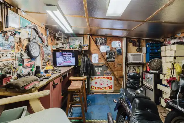 Listing Photo 33
