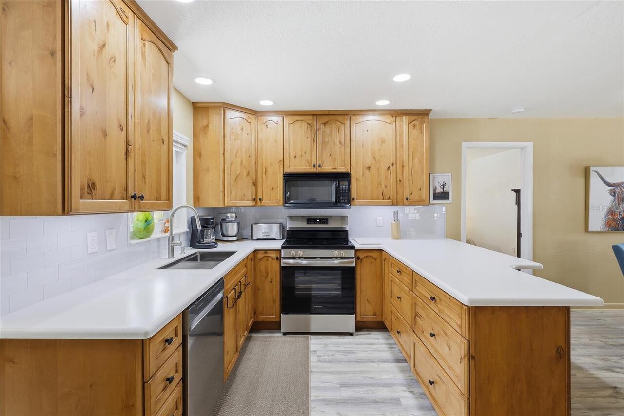 Listing Photo 16