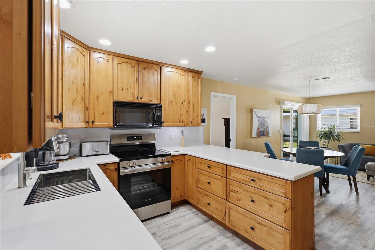 Listing Photo 17