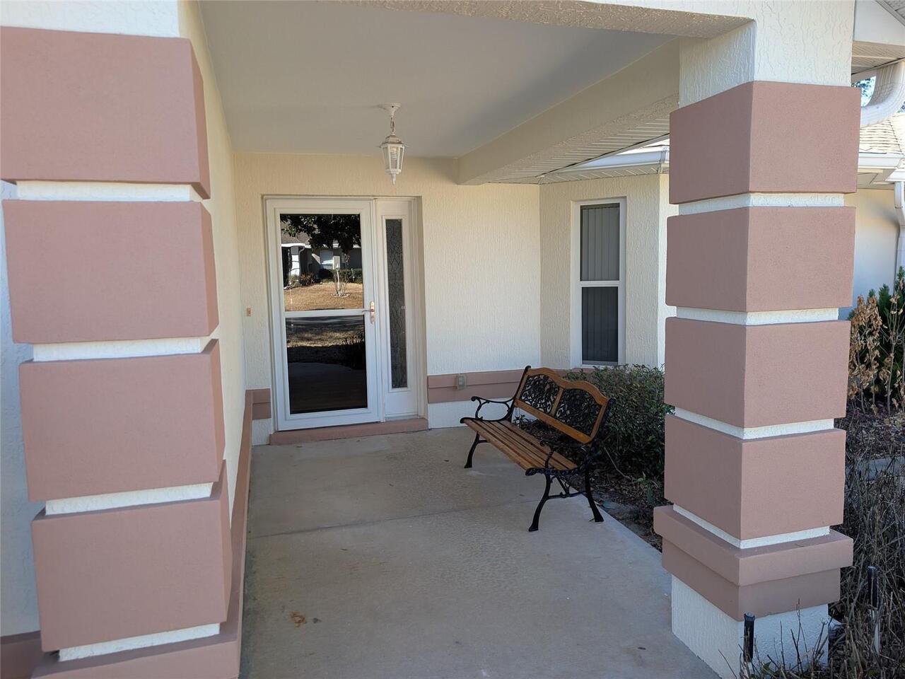 Listing Photo 11
