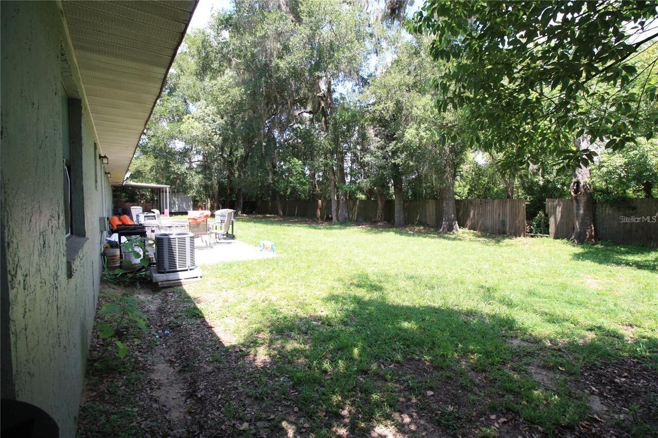 Listing Photo 11