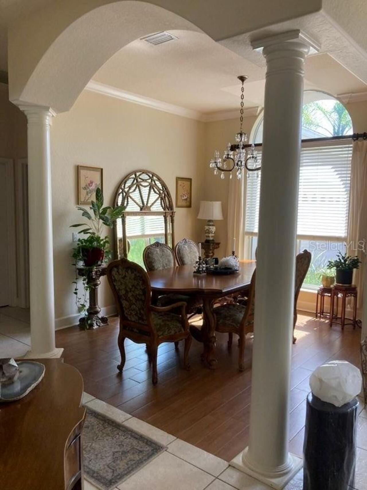 Listing Photo 10