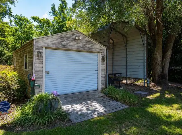 Listing Photo 9