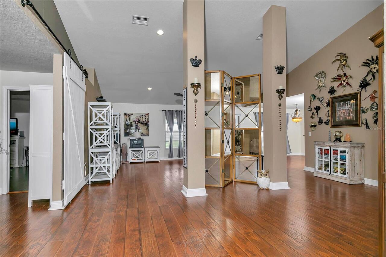 Listing Photo 9