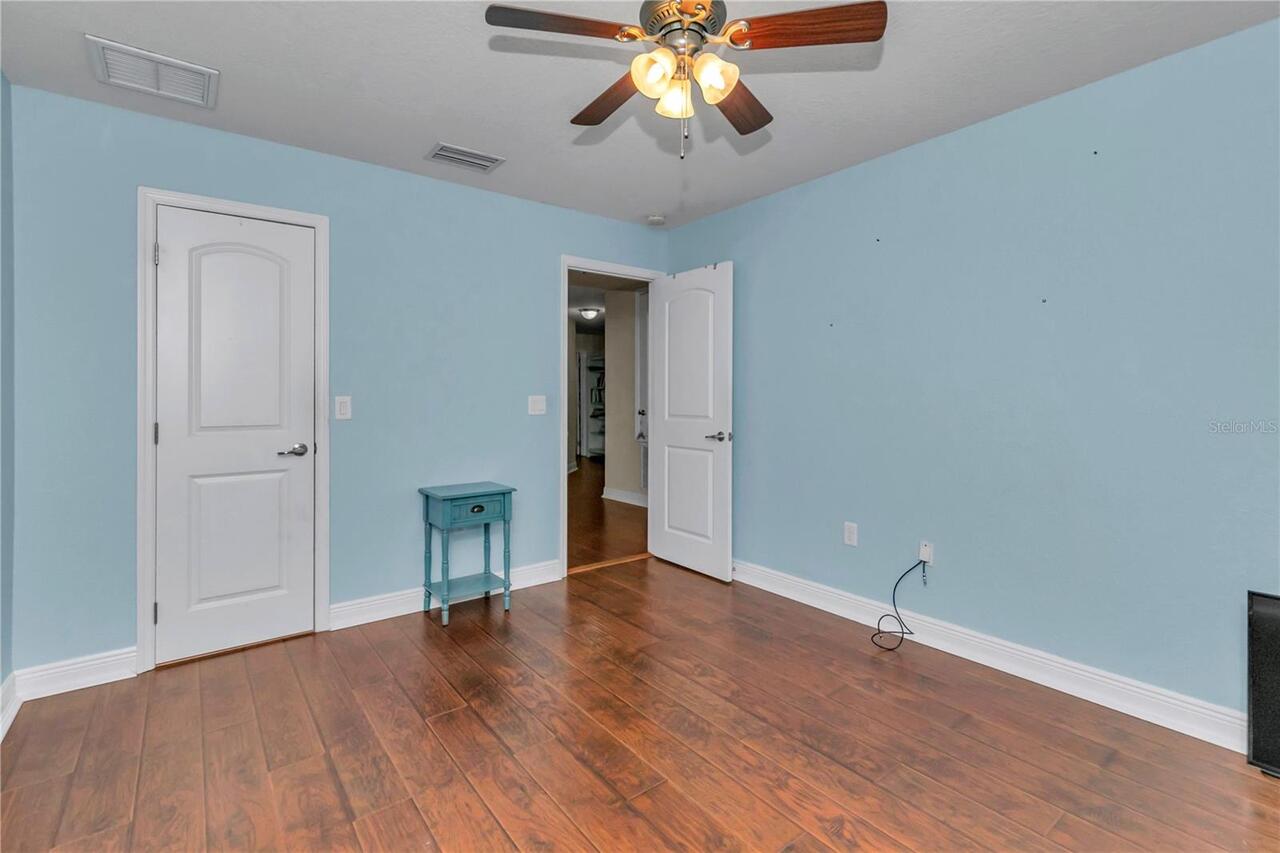 Listing Photo 33