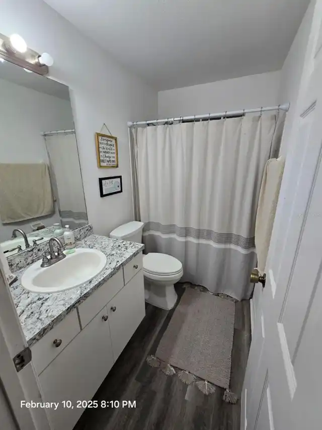 Listing Photo 9