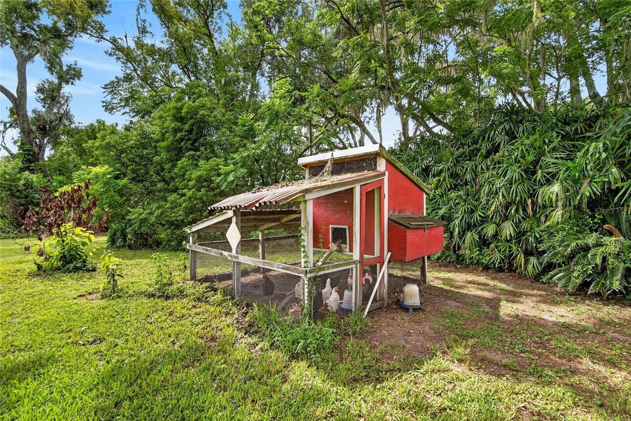 Listing Photo 10