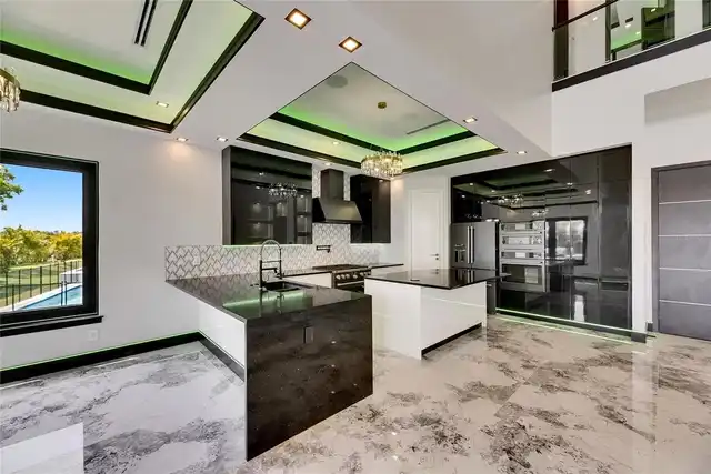 Listing Photo 19