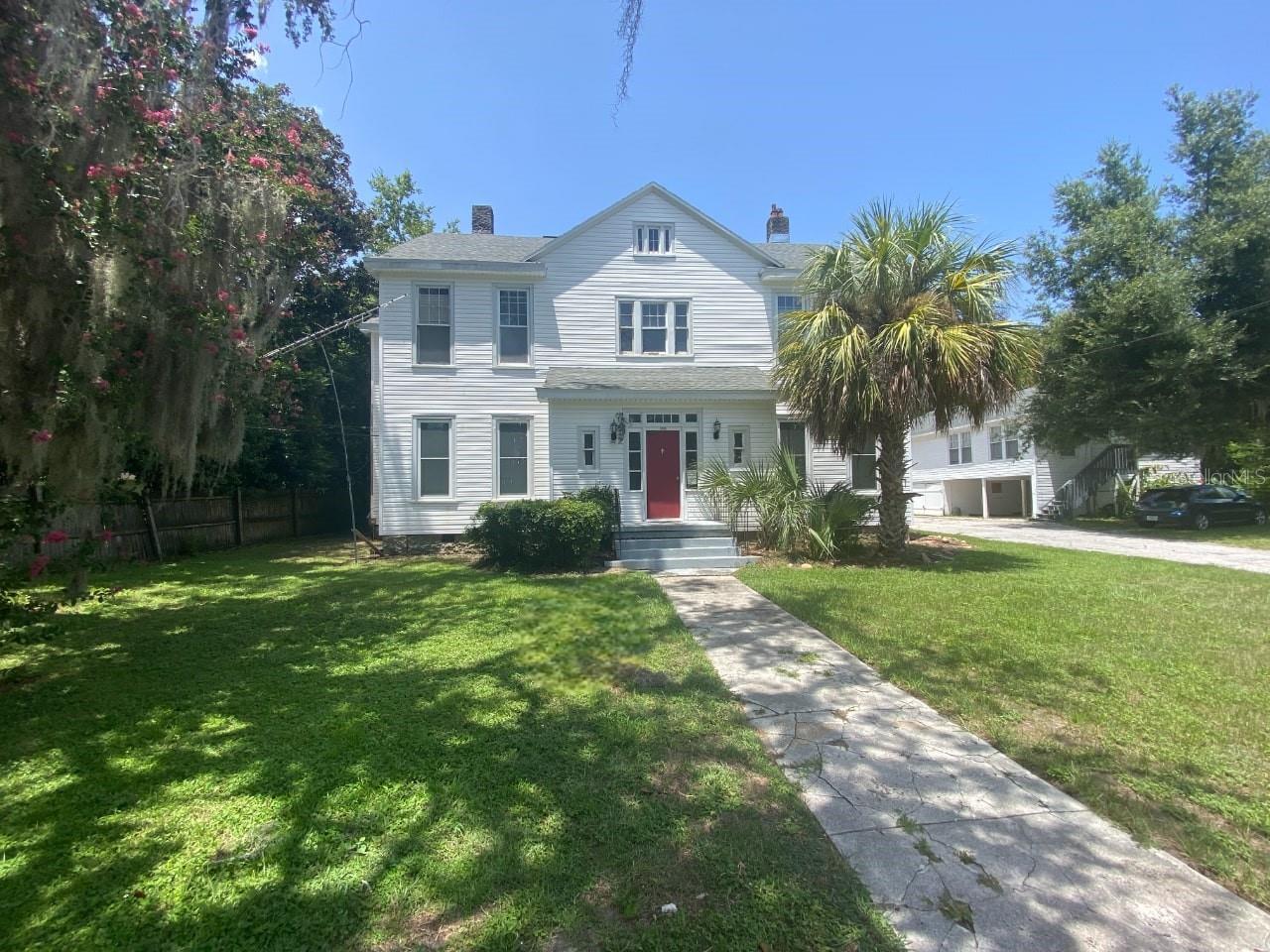 Leesburg Real Estate