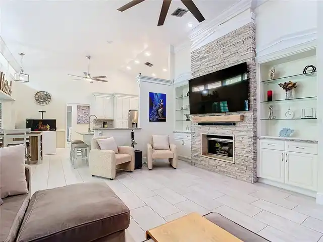 Listing Photo 21
