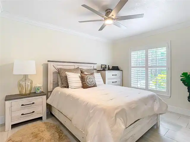 Listing Photo 33
