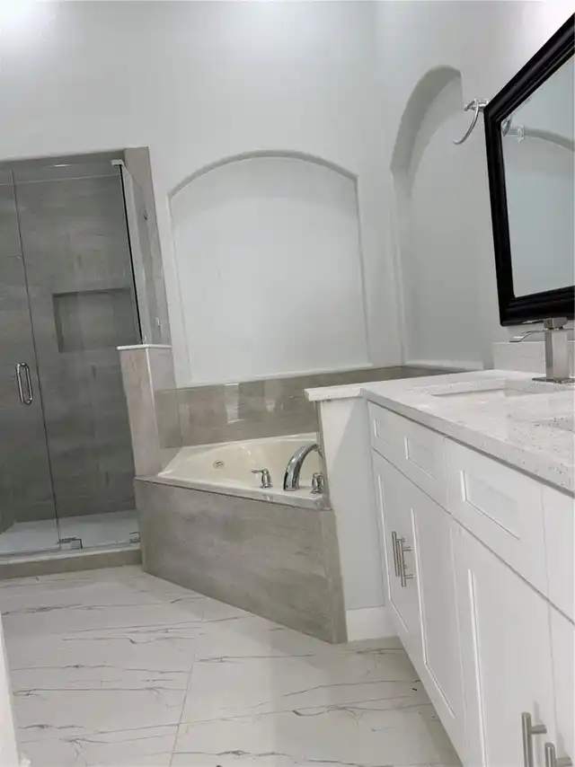Listing Photo 16