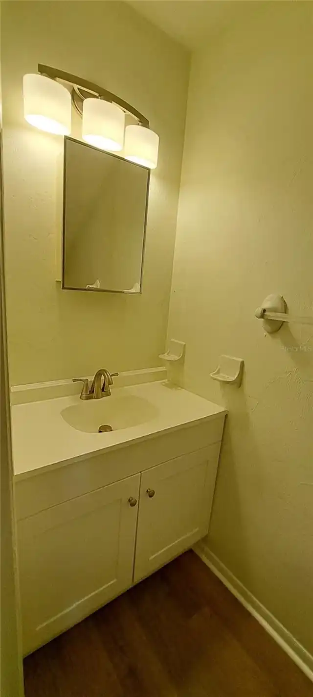 Listing Photo 9