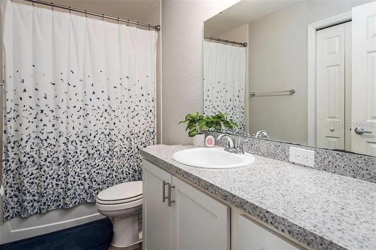 Listing Photo 11