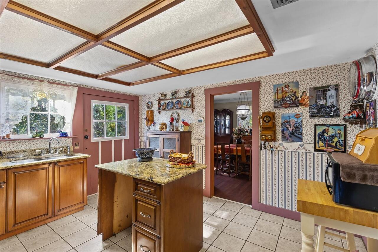 Listing Photo 18