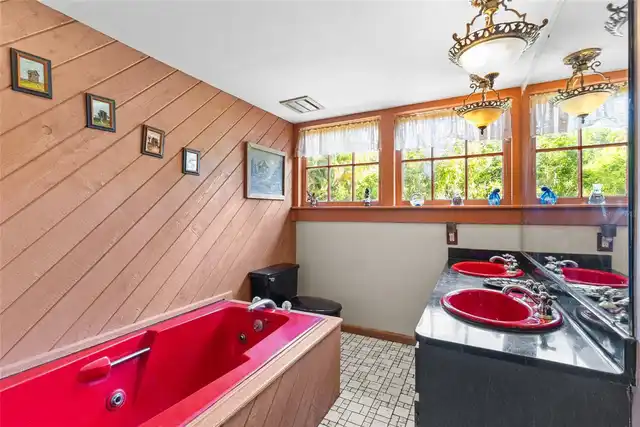 Listing Photo 21