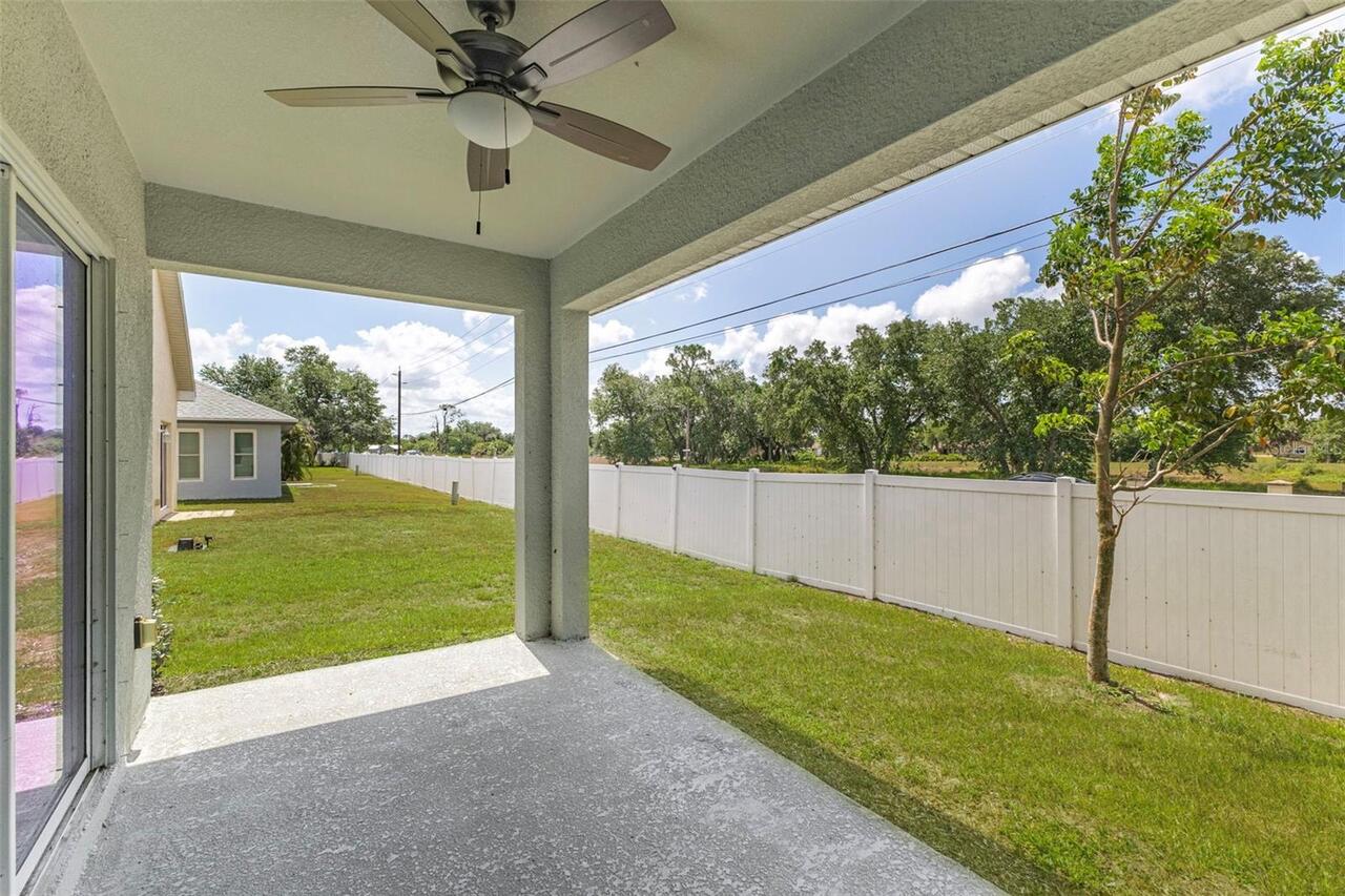 Listing Photo 9